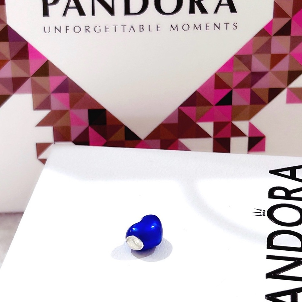 PANDORA Metallic Blue Heart Charm (2 Charms in one box) - Picture 6 of 7
